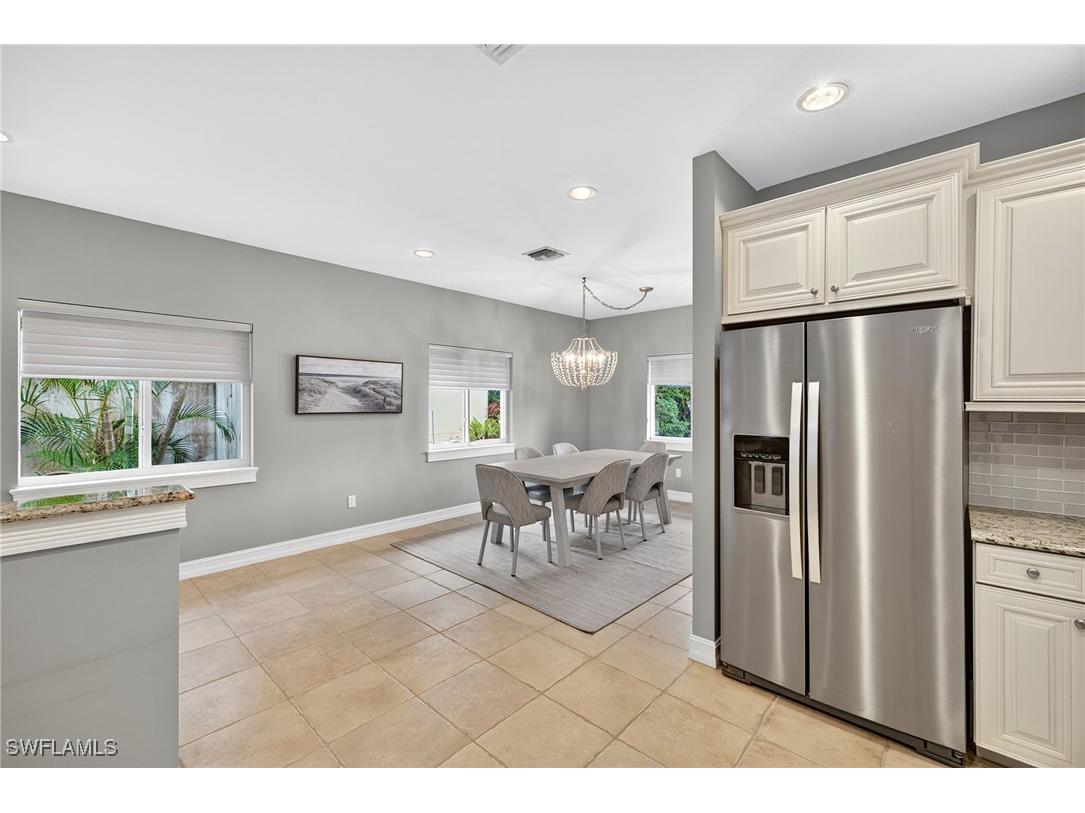 740 5th Avenue N Naples FL 34102 225079434 image9