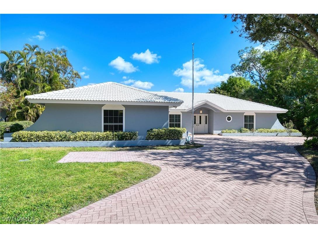 740 Bald Eagle Drive #40 Naples FL 34105 226002674 image1