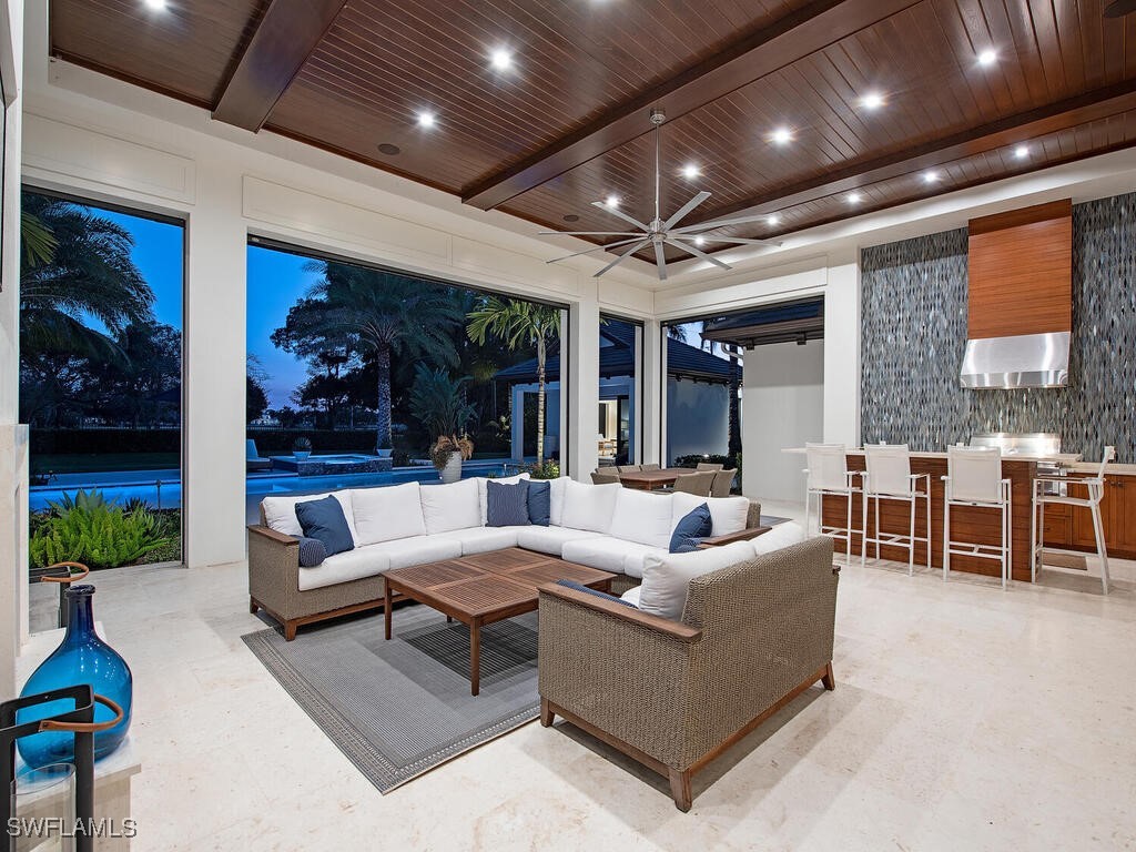 740 Banyan Boulevard Naples FL 34102 225065337 image10