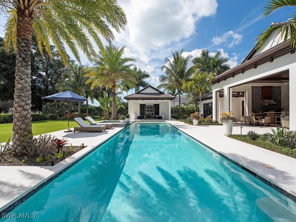 740 Banyan Boulevard Naples FL 34102 225065337 image14