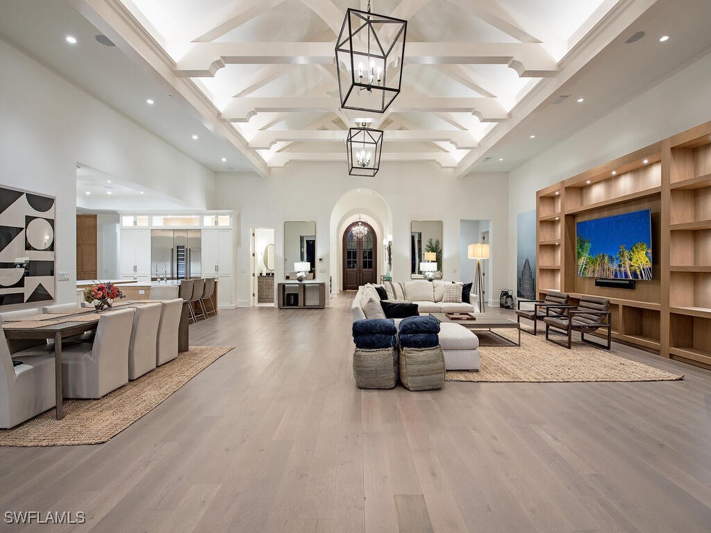 740 Banyan Boulevard Naples FL 34102 225065337 image4