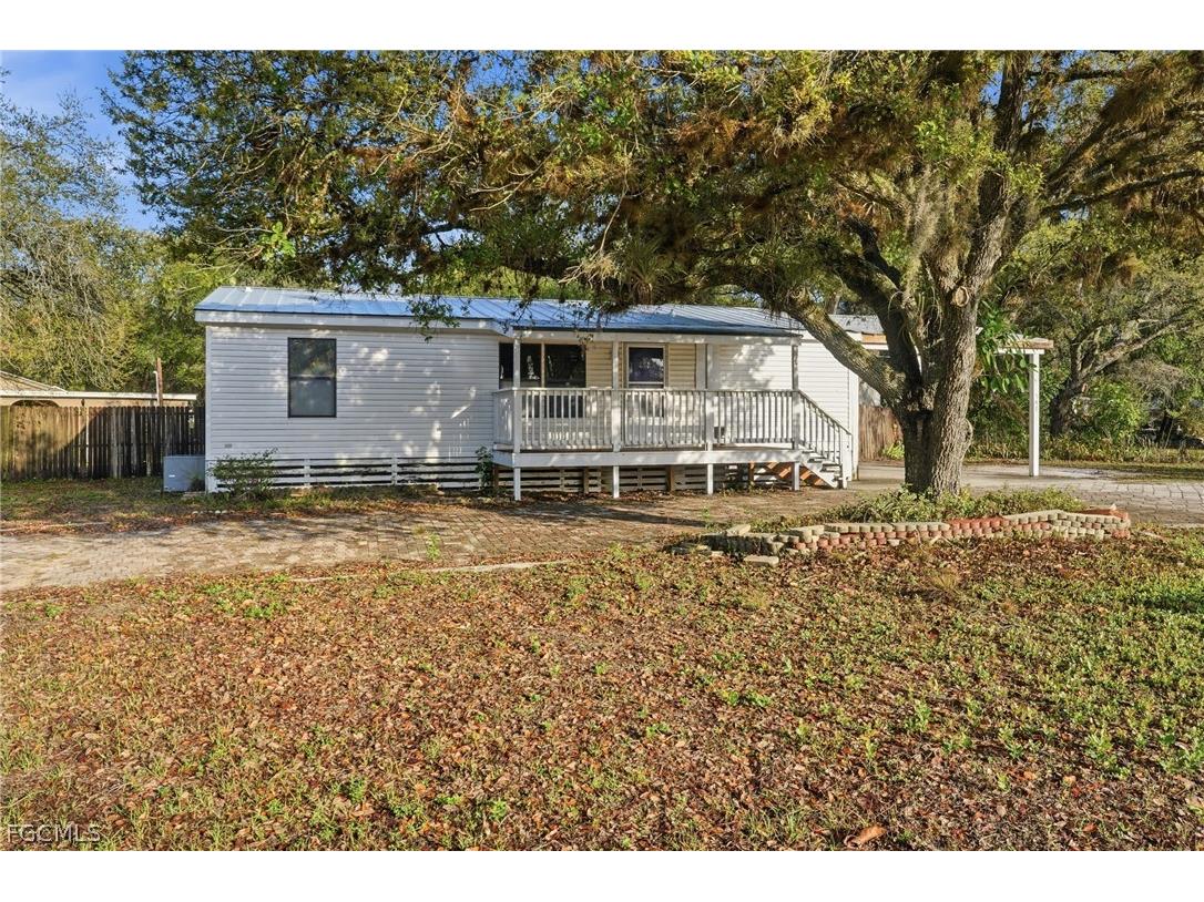 740 Bennett Avenue Labelle FL 33935 2026013810 image2