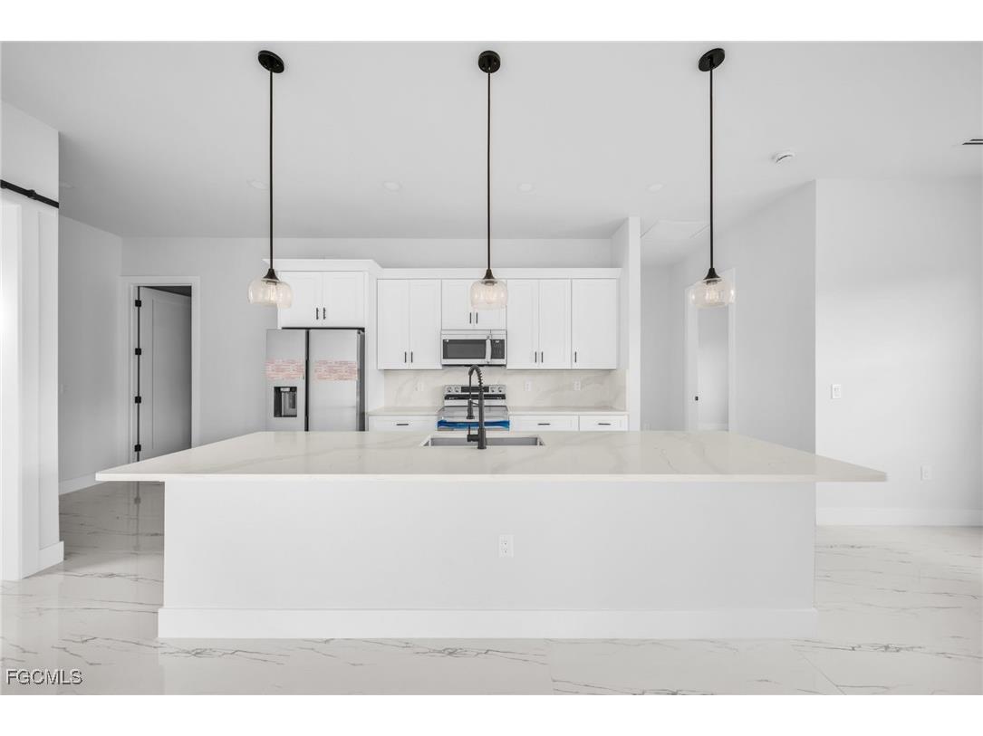 740 Chestnut Street E Lehigh Acres FL 33974 2025021162 image11