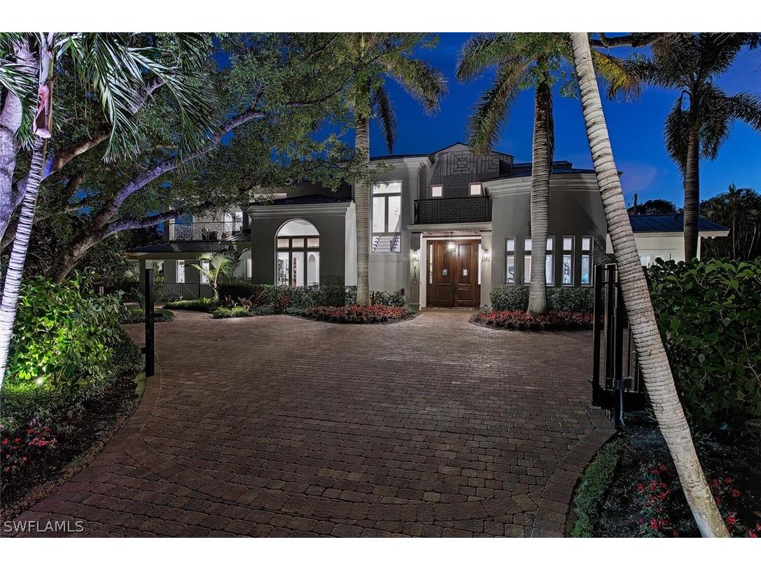 740 Coral Drive Naples FL 34102 223004221 image1