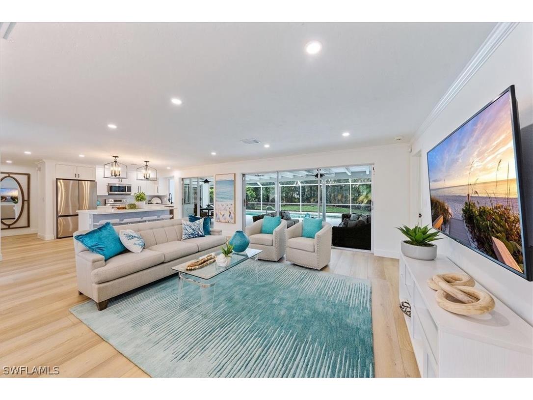 740 Park Shore Drive Naples FL 34103 223011133 image1