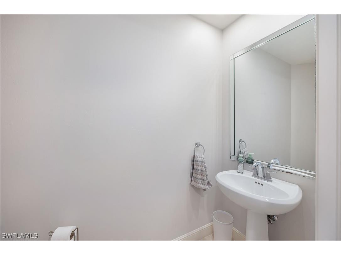 740 Waterford Drive #301 Naples FL 34113 226011710 image19