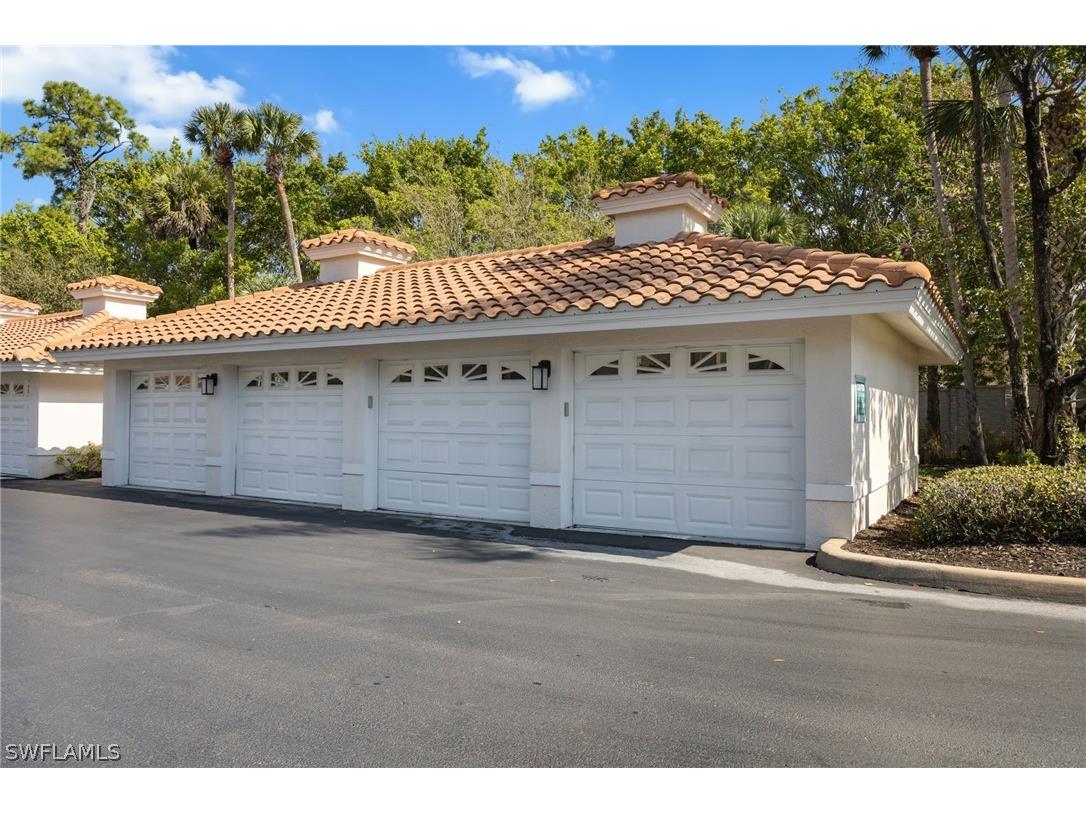740 Waterford Drive #301 Naples FL 34113 226011710 image25