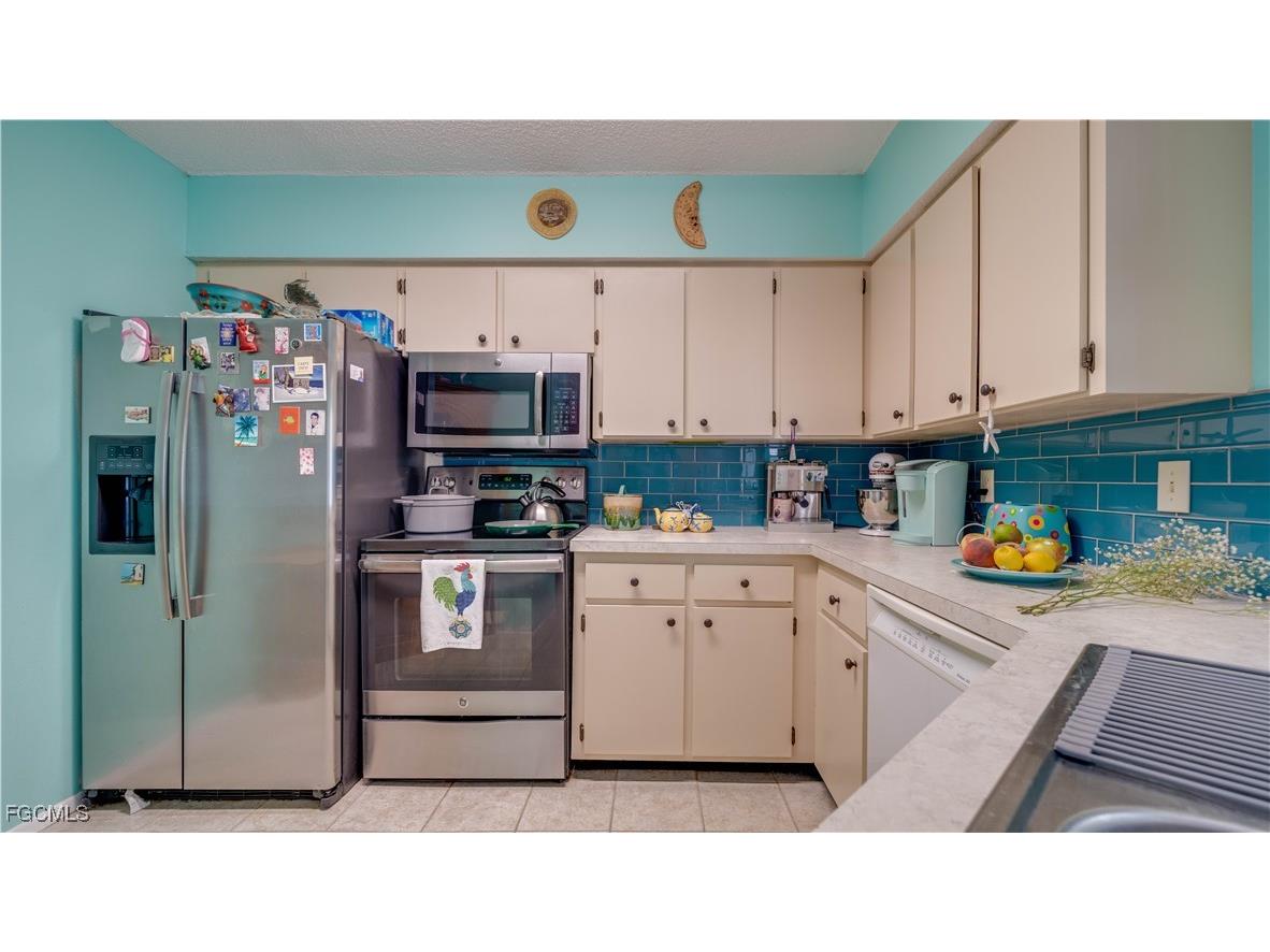 7400 College Parkway #9B Fort Myers FL 33907 2025008458 image10