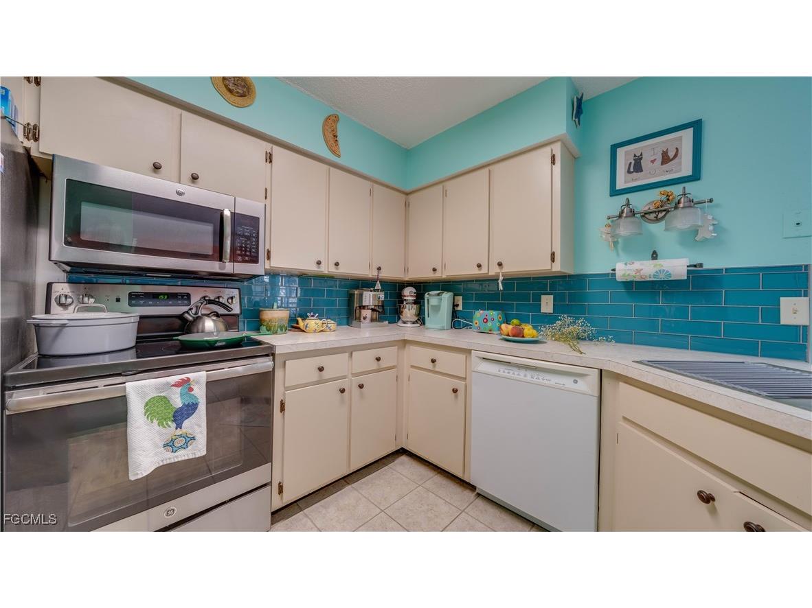 7400 College Parkway #9B Fort Myers FL 33907 2025008458 image11