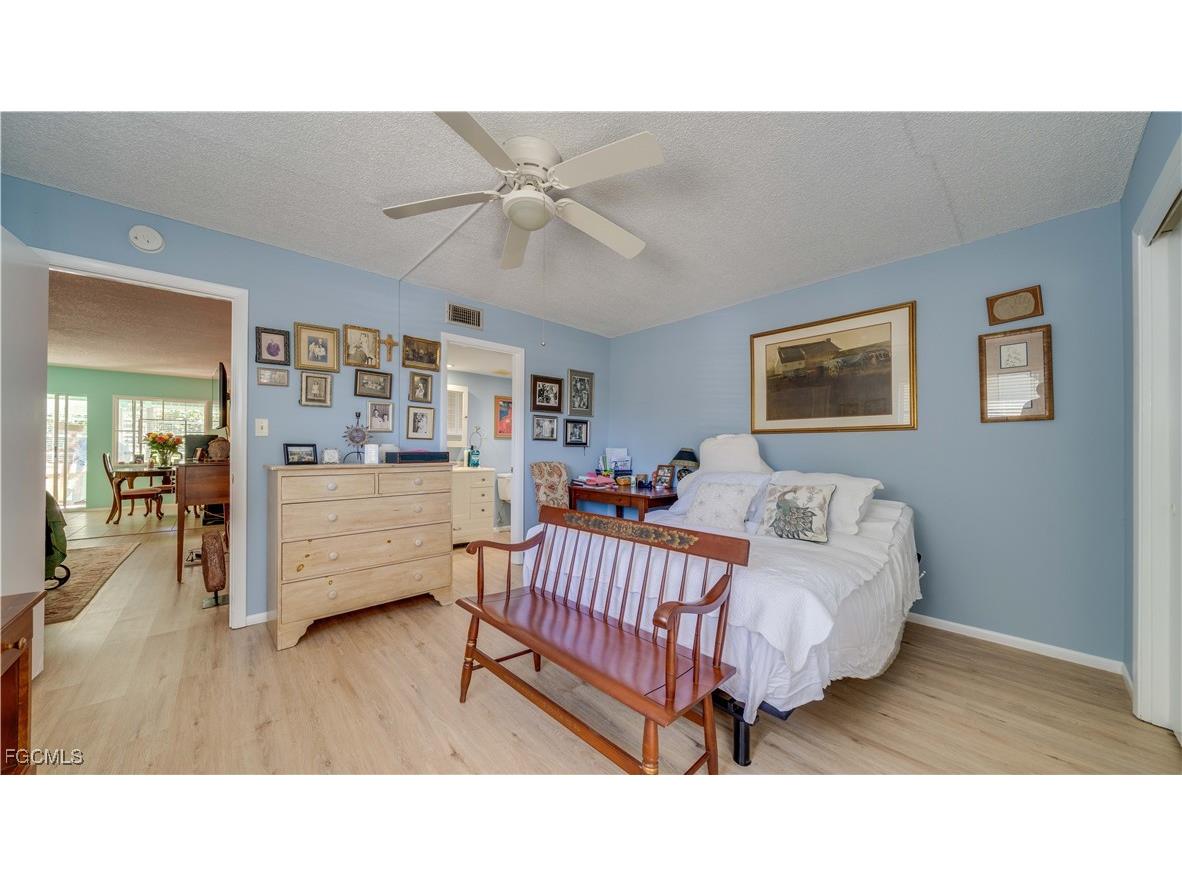 7400 College Parkway #9B Fort Myers FL 33907 2025008458 image20