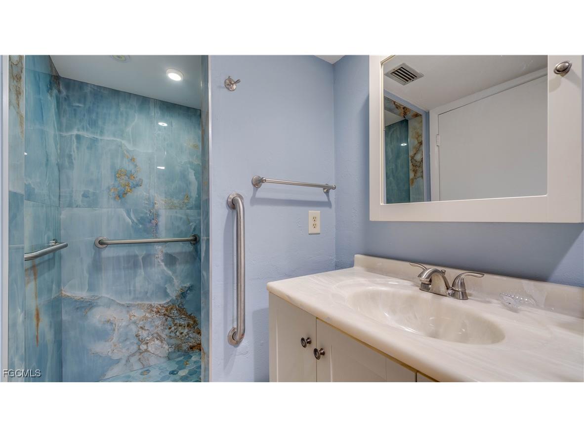 7400 College Parkway #9B Fort Myers FL 33907 2025008458 image23