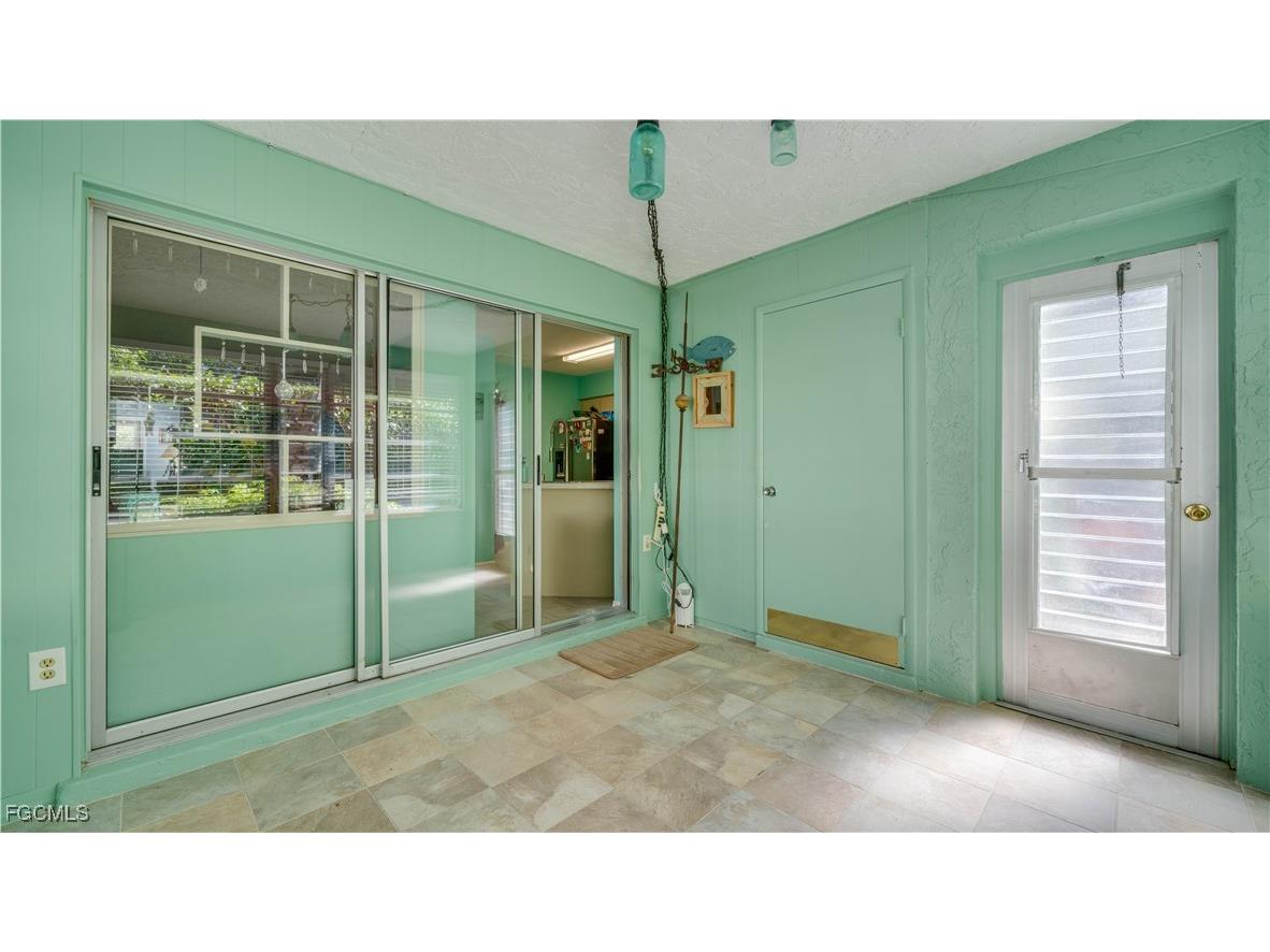 7400 College Parkway #9B Fort Myers FL 33907 2025008458 image26