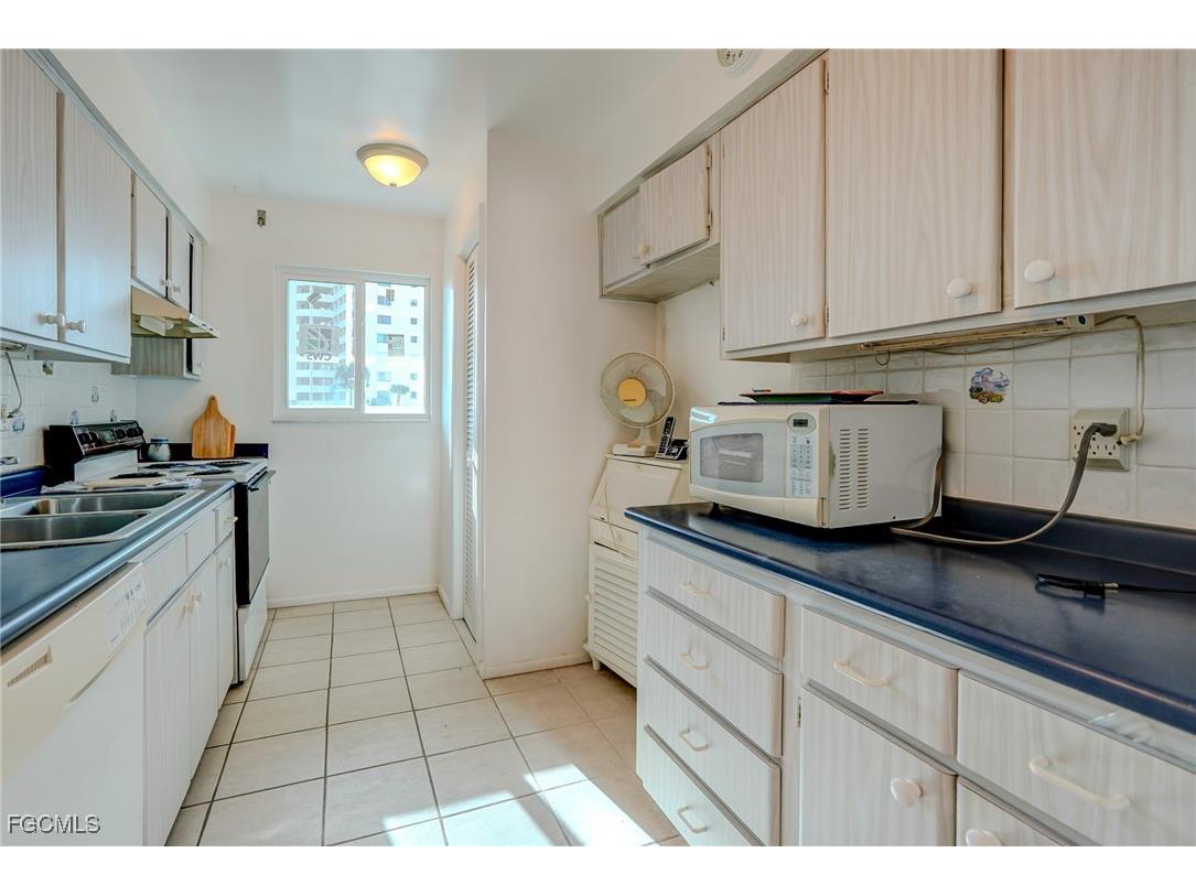 7400 Estero Boulevard #210 Fort Myers Beach FL 33931 2025019734 image9