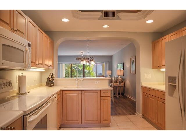 7401 Bella Lago Drive #533 Fort Myers Beach FL 33931 2026007160 image16