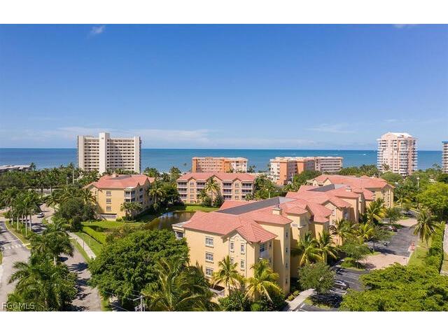 7401 Bella Lago Drive #533 Fort Myers Beach FL 33931 2026007160 image2