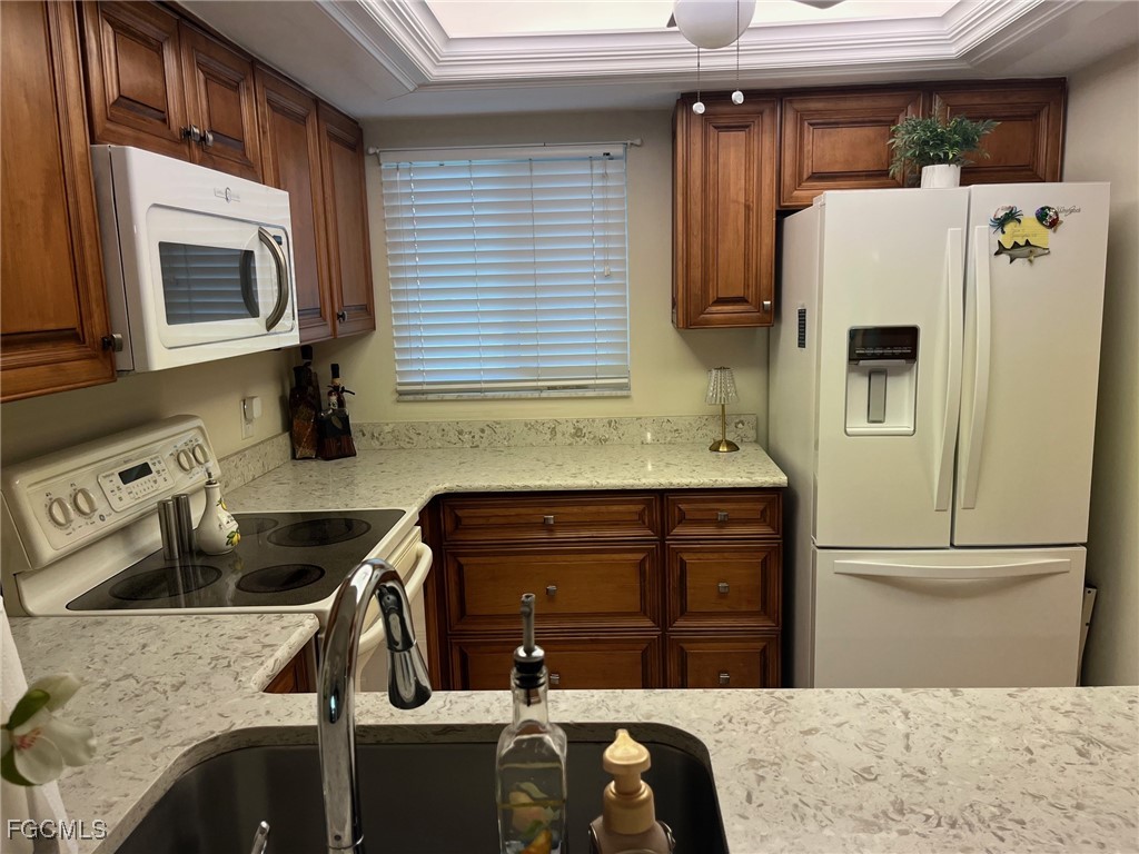 7402 Lake Breeze Drive #114 Fort Myers FL 33907 2025024999 image4