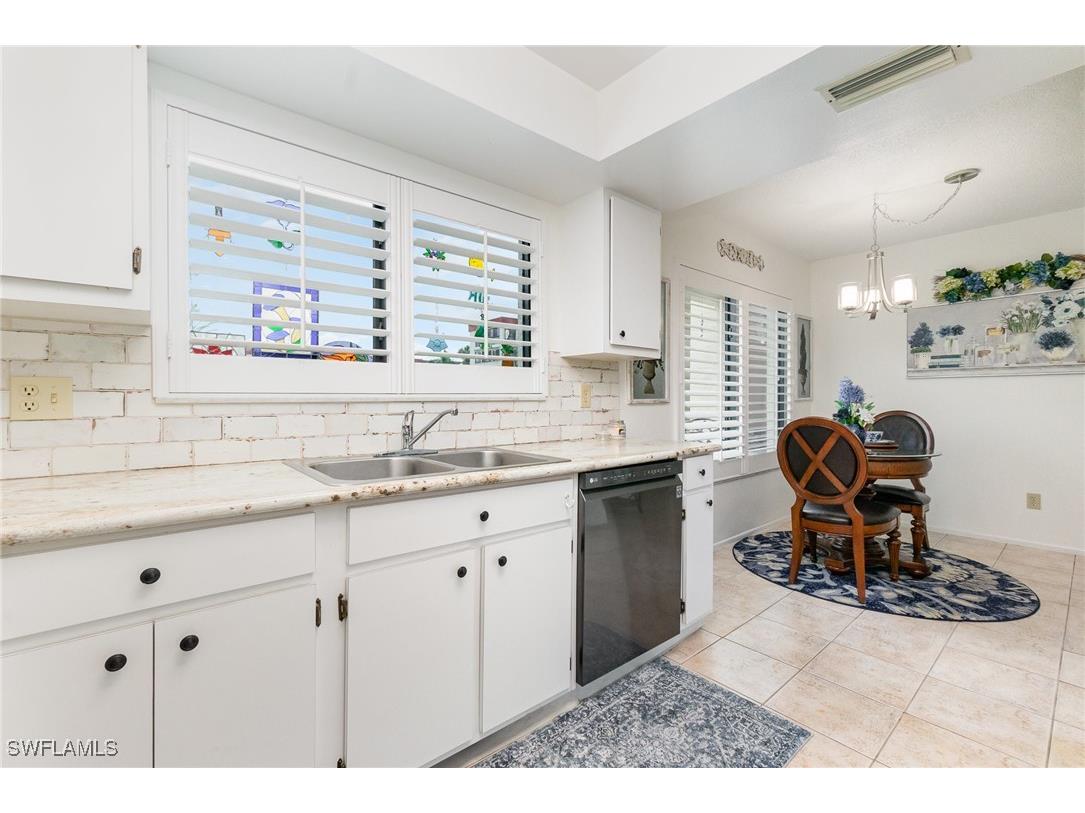 7402 Lake Breeze Drive #116 Fort Myers FL 33907 225063139 image9