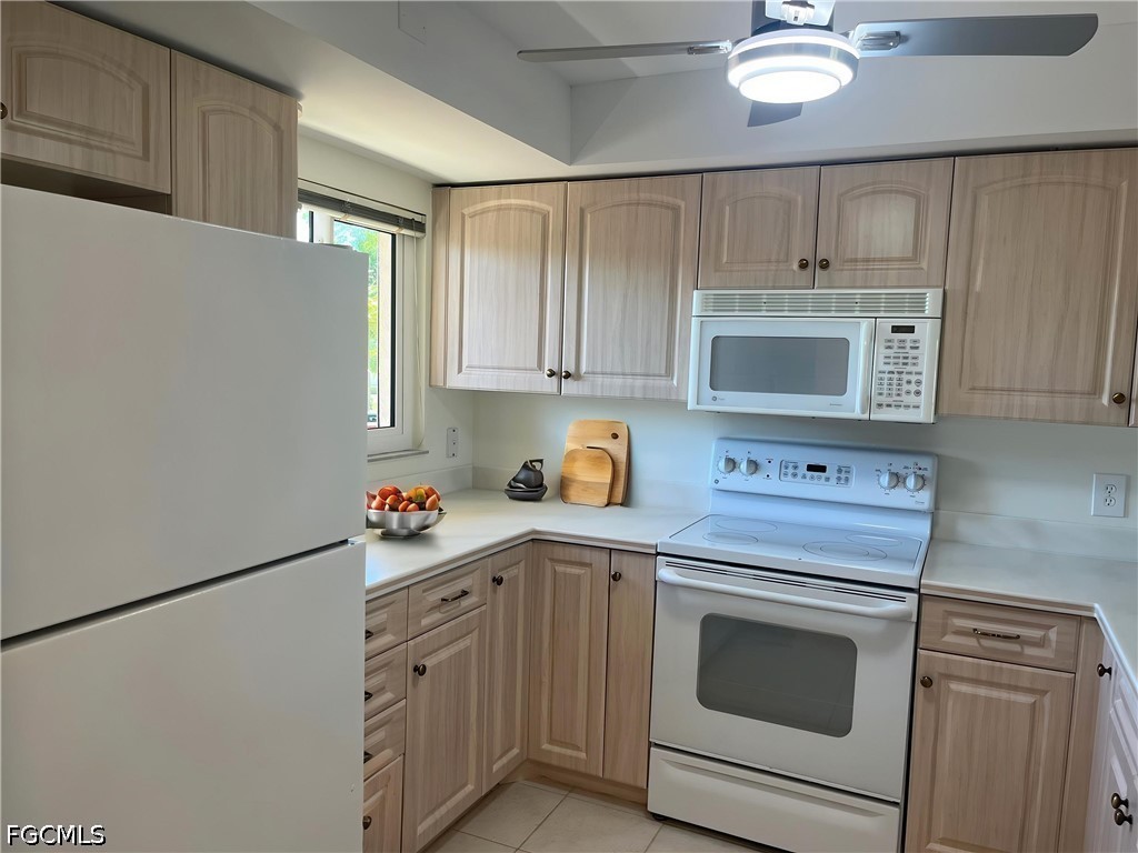 7402 Lake Breeze Drive #202 Fort Myers FL 33907 2026014461 image1