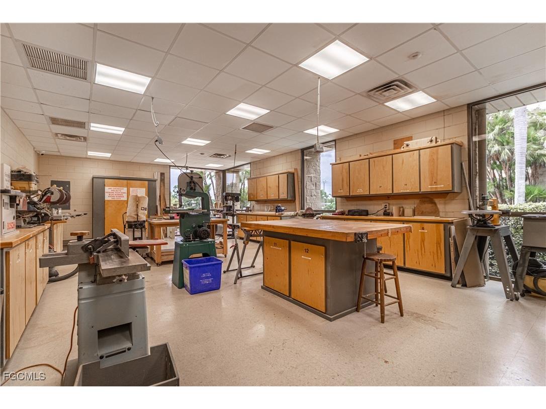 7402 Lake Breeze Drive #212 Fort Myers FL 33907 2025008724 image33