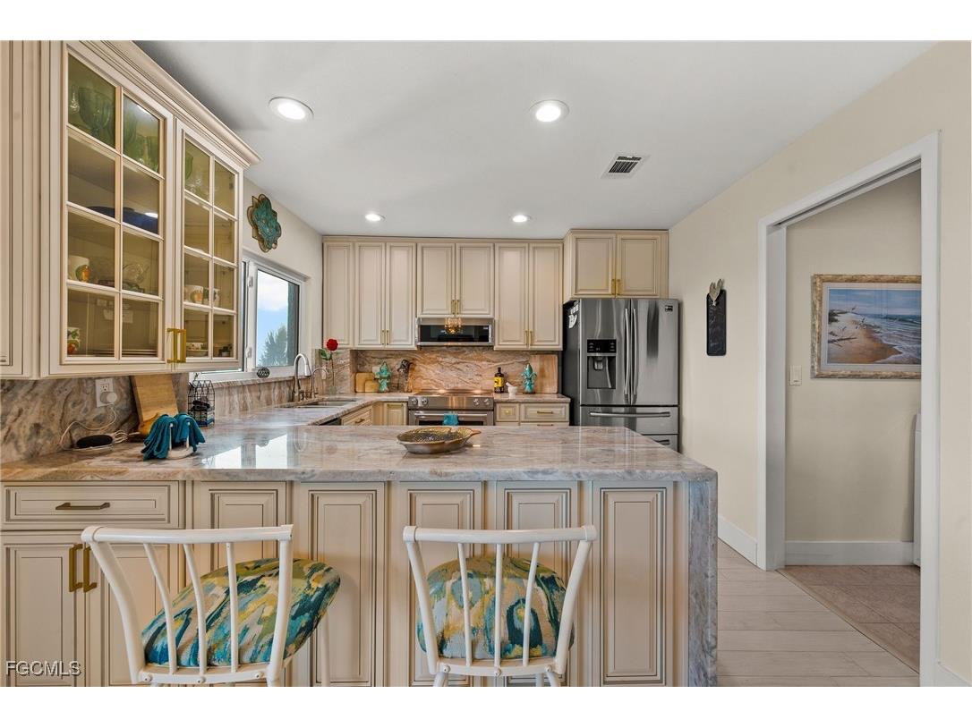 7402 Lake Breeze Drive #301 Fort Myers FL 33907 2025019755 image14