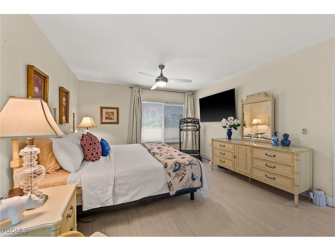 7402 Lake Breeze Drive #301 Fort Myers FL 33907 2025019755 image21