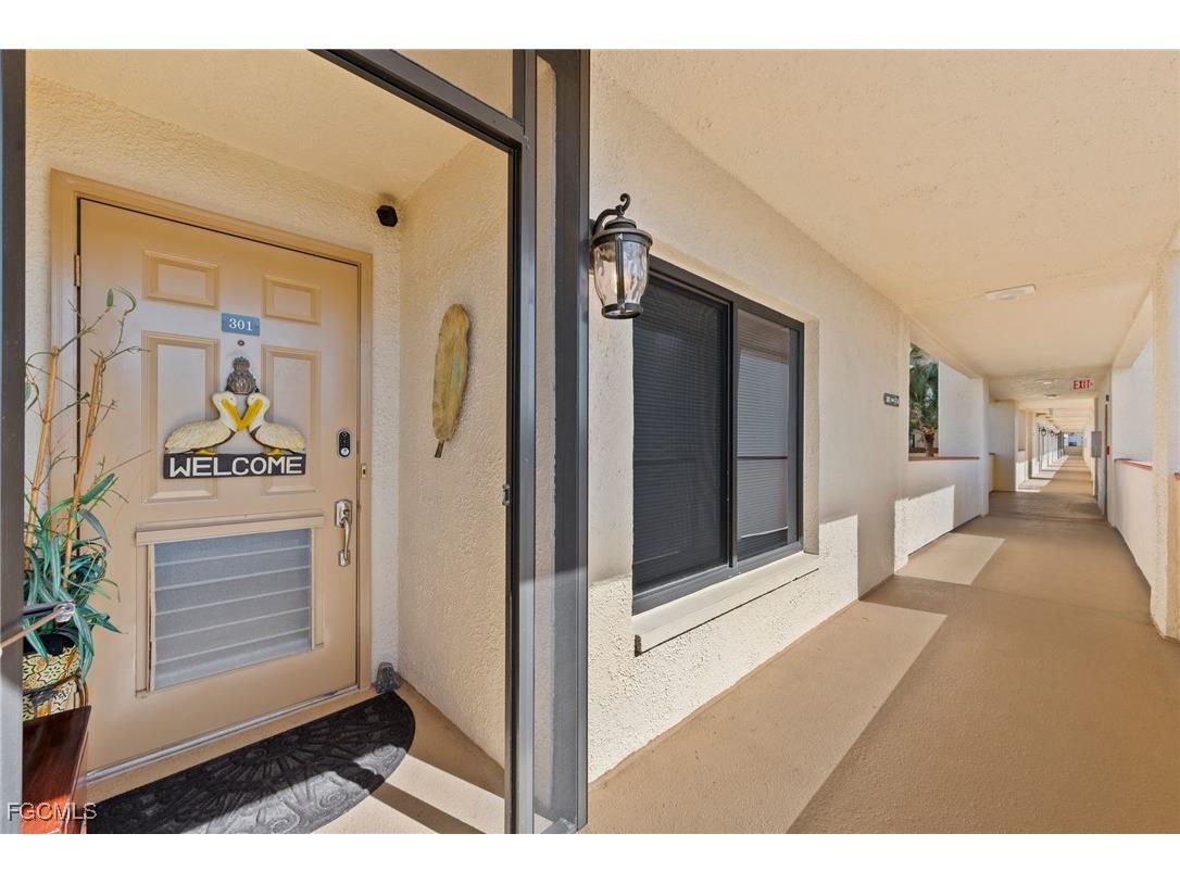 7402 Lake Breeze Drive #301 Fort Myers FL 33907 2025019755 image25