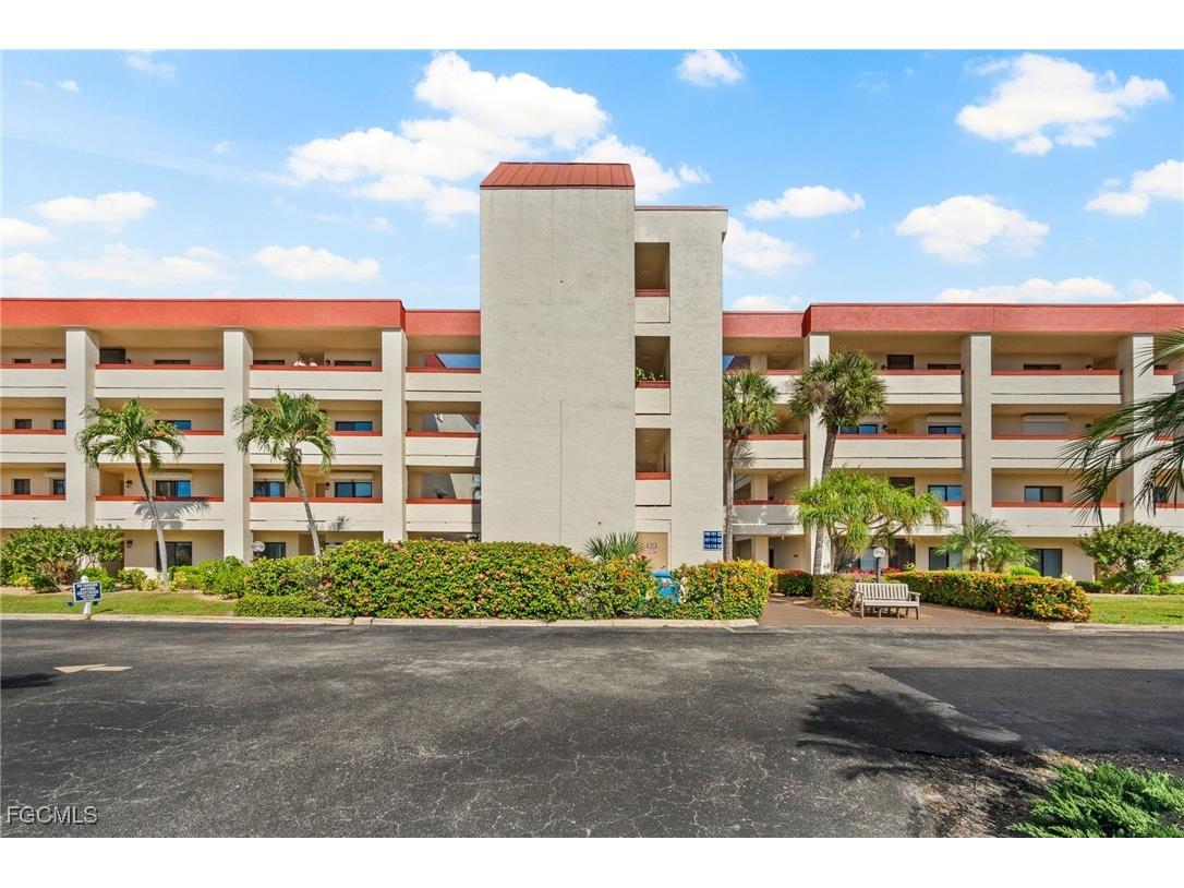 7402 Lake Breeze Drive #301 Fort Myers FL 33907 2025019755 image34