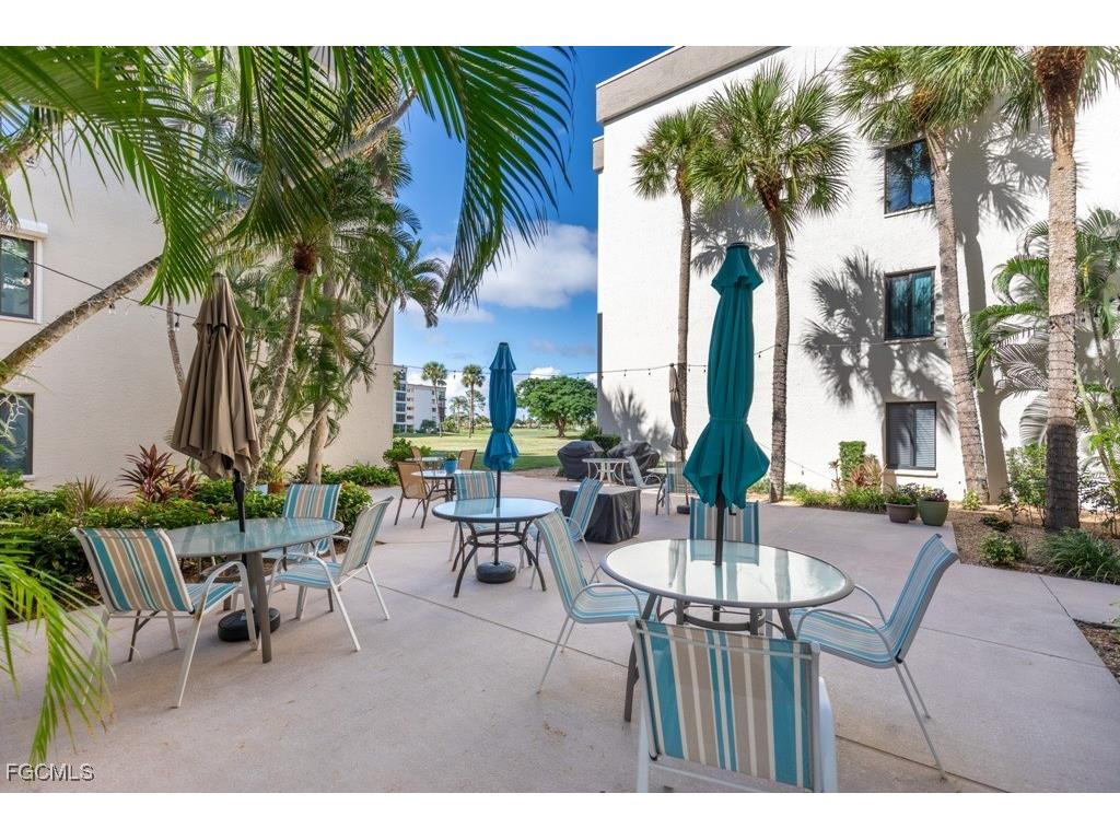 7402 Lake Breeze Drive #306 Fort Myers FL 33907 2025007603 image13