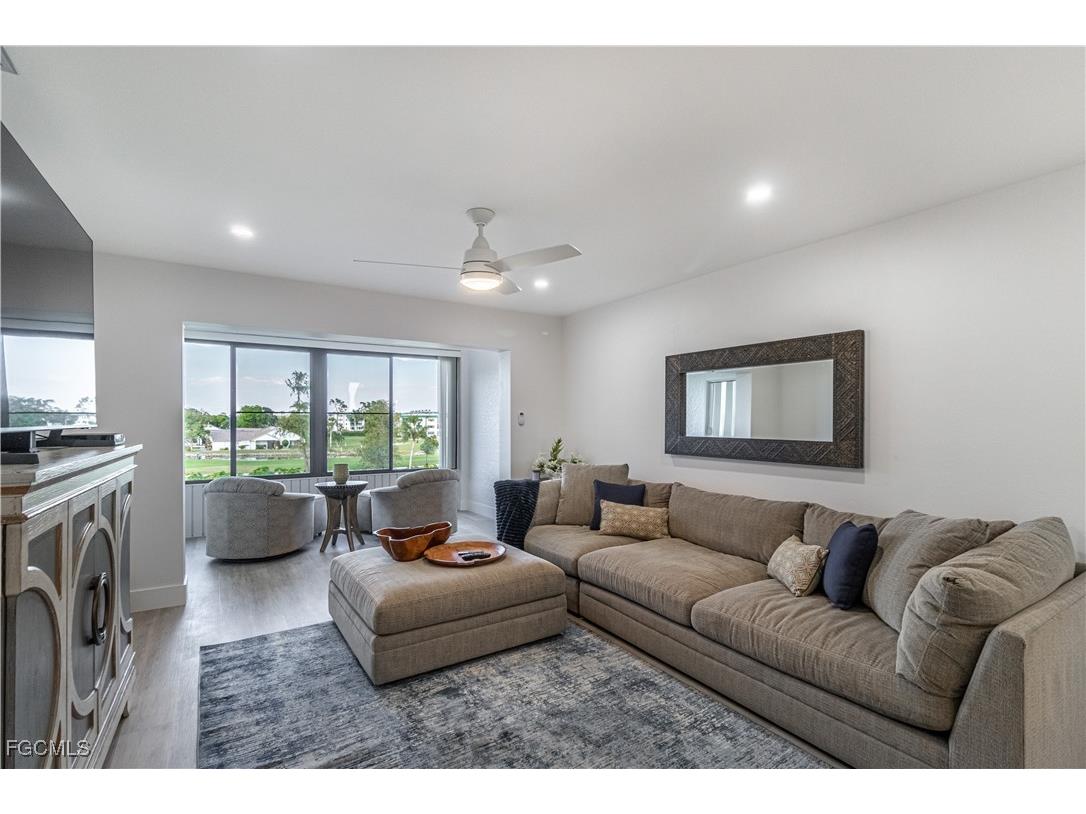 7402 Lake Breeze Drive #308 Fort Myers FL 33907 2025014904 image3