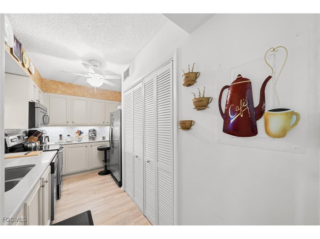 7406 Lake Breeze Drive #117 Fort Myers FL 33907 2025007110 image12