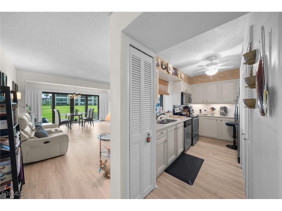 7406 Lake Breeze Drive #117 Fort Myers FL 33907 2025007110 image8
