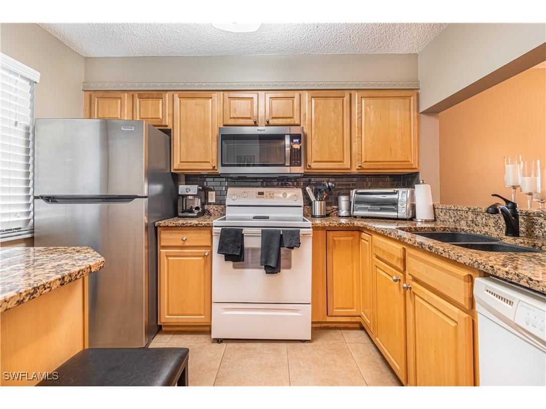 7406 Lake Breeze Drive #312 Fort Myers FL 33907 225061461 image1