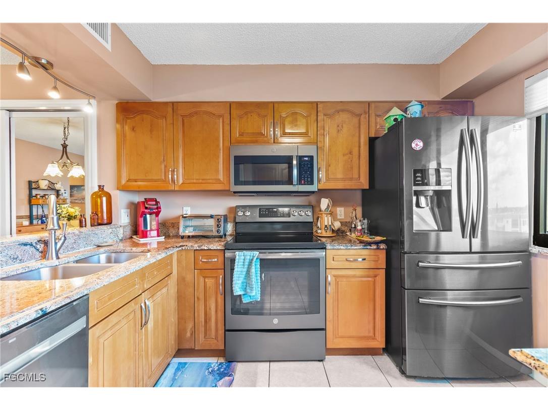 7406 Lake Breeze Drive #615 Fort Myers FL 33907 2025018253 image19