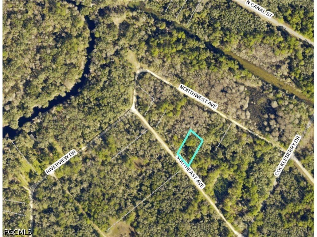 7406 Southeast Avenue Webster FL 33597 2026028099 image1