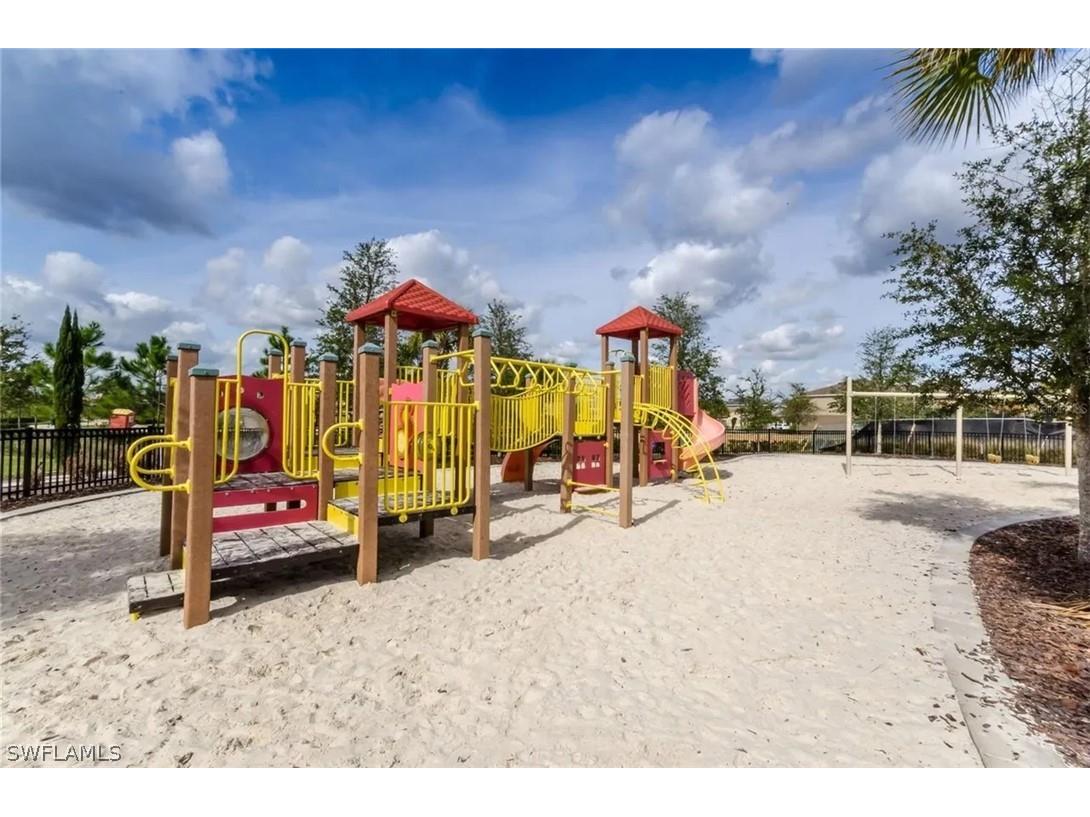 7407 Oakmoss Loop Davenport FL 33837 226011395 image47