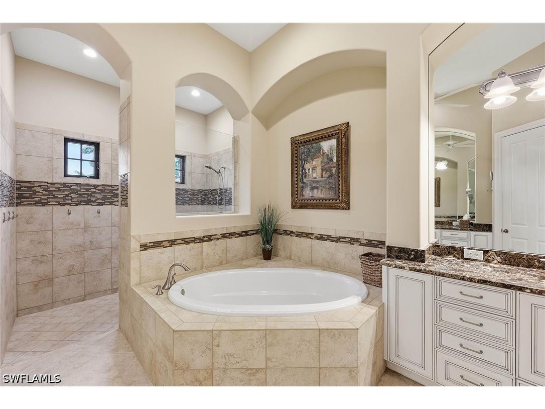 7408 Byrons Way Naples FL 34113 226024088 image21