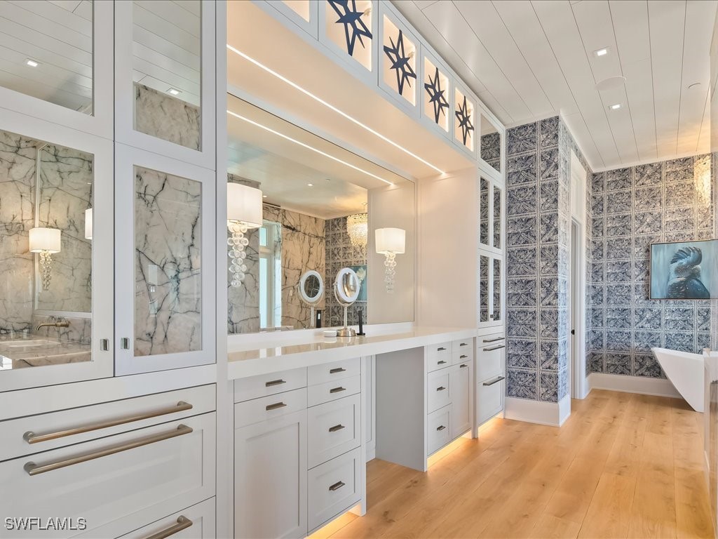 7409 Bay Colony Drive Naples FL 34108 225079127 image26