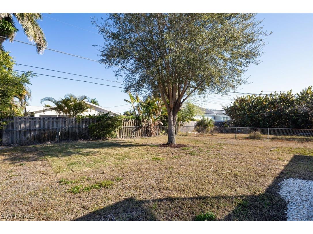 741 105th Avenue N Naples FL 34108 226006122 image24