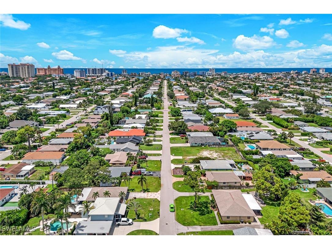 741 95th Avenue N Naples FL 34108 225067246 image2