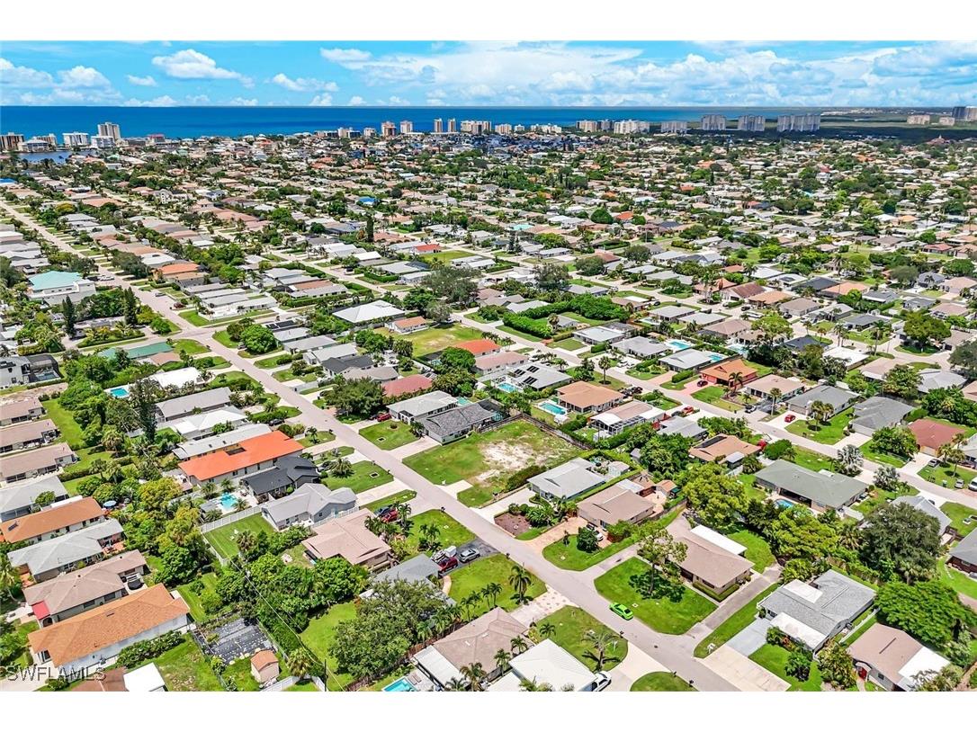 741 95th Avenue N Naples FL 34108 225067246 image3