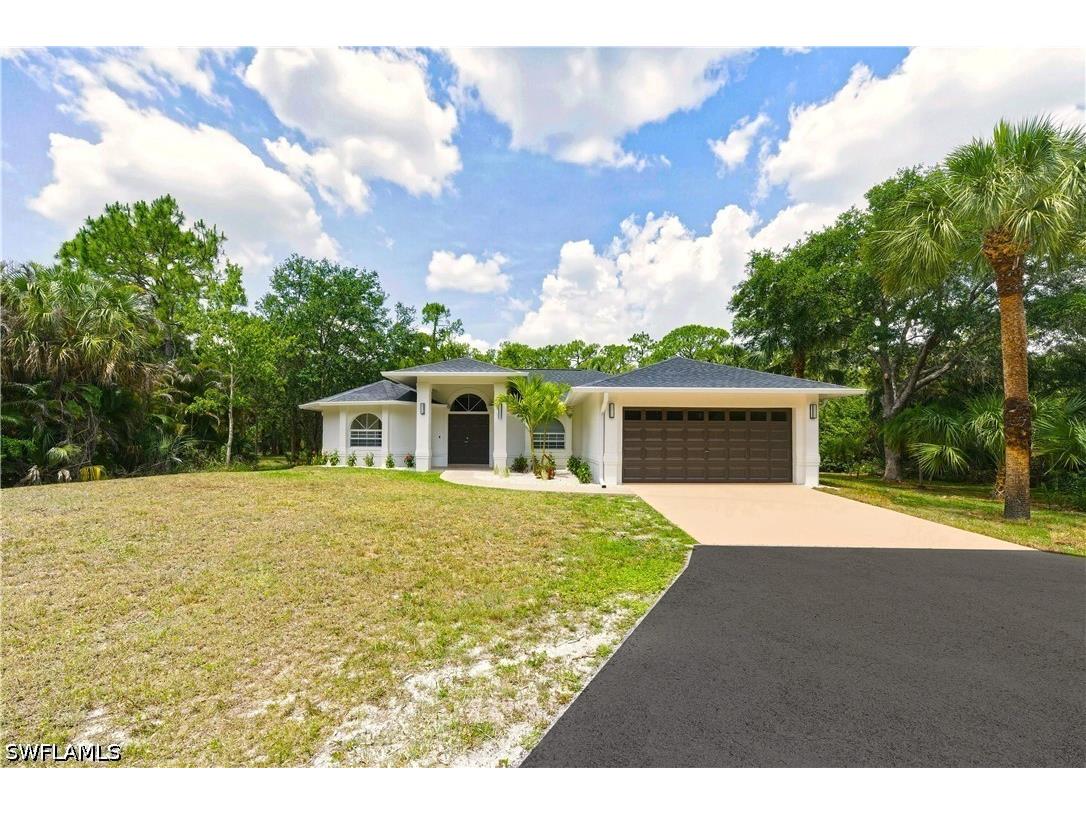 741 9th Street SW Naples FL 34117 226019319 image1