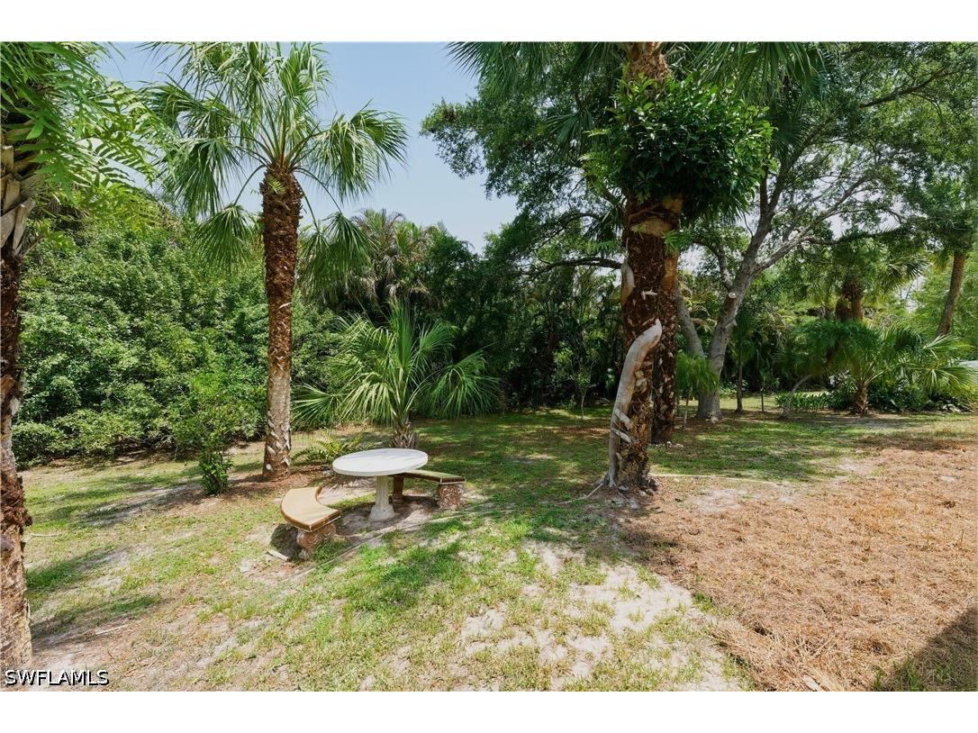 741 9th Street SW Naples FL 34117 226019319 image21