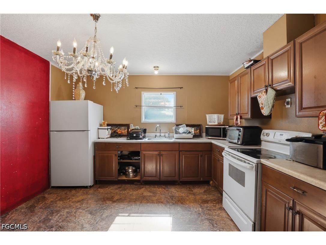 741 Alabama Avenue Clewiston FL 33440 2026018448 image9