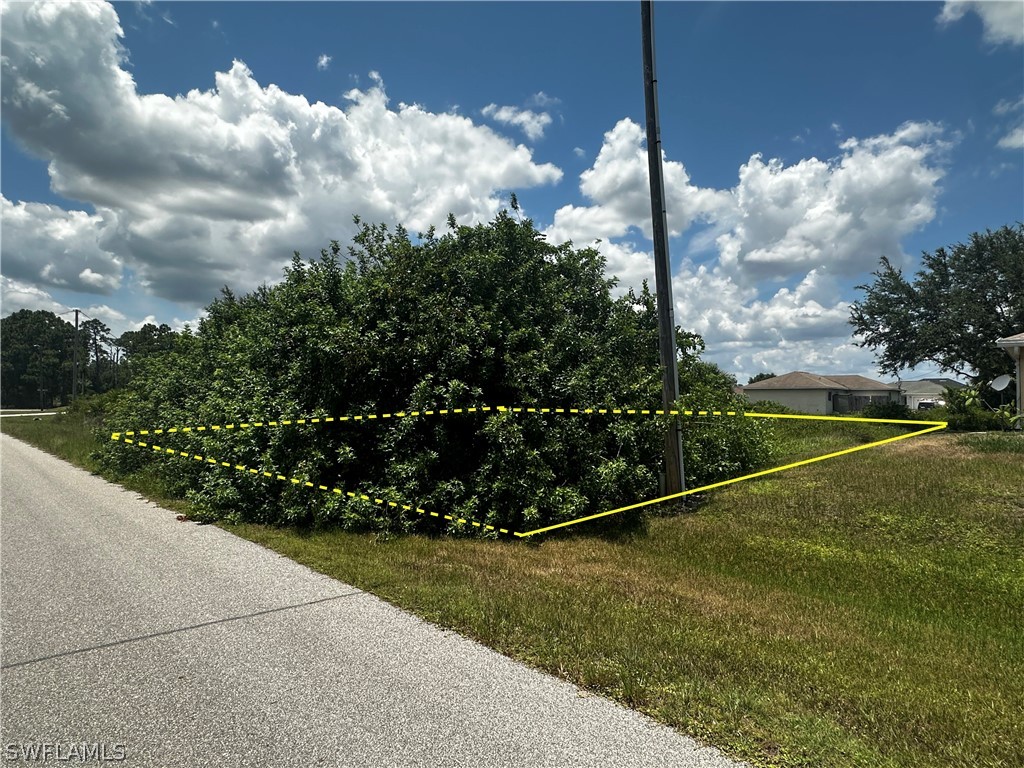741 Almelia Street E Lehigh Acres FL 33974 224052722 image1