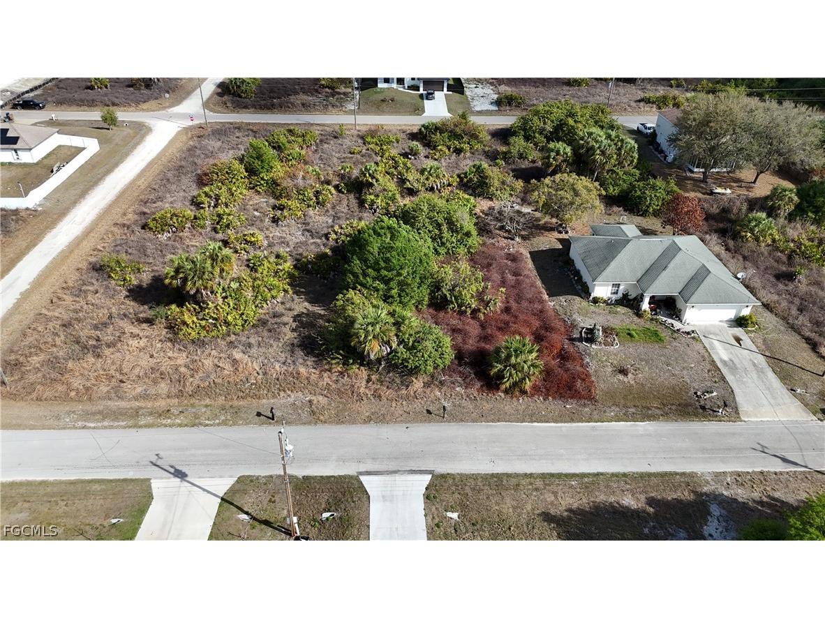 741 Cardinal Street E Lehigh Acres FL 33974 2026009331 image1