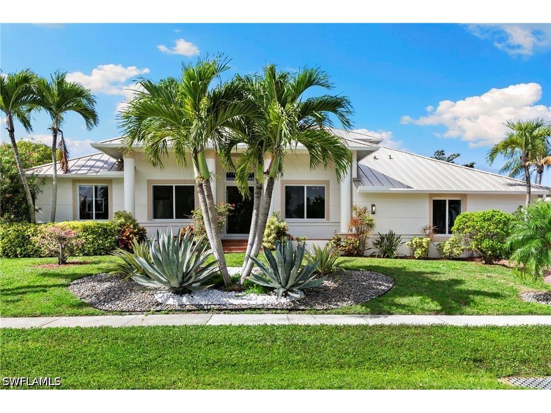 741 Holly Court Marco Island FL 34145 226014144 image1