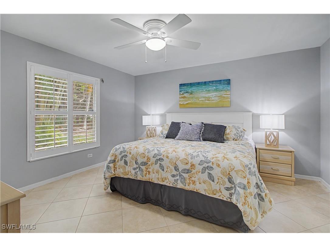 741 Landover Circle #102 Naples FL 34104 226004730 image16