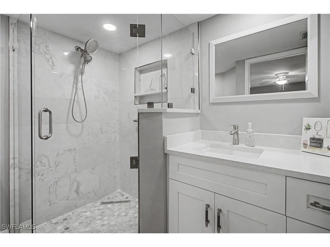 741 Landover Circle #102 Naples FL 34104 226004730 image18