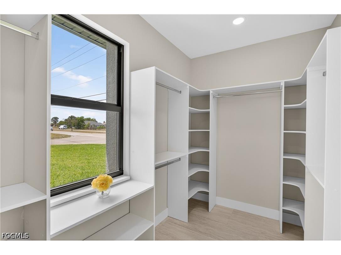 741 SW 7th Terrace Cape Coral FL 33991 2026022195 image32
