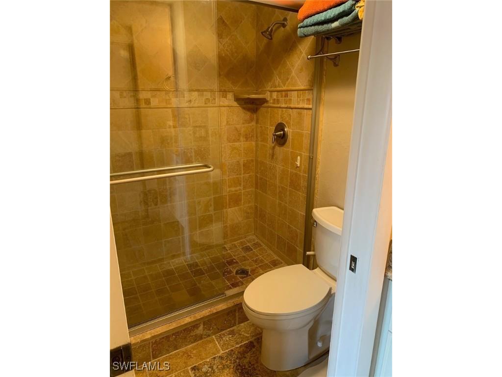 7410 Lake Breeze Drive #107 Fort Myers FL 33907 225074559 image16